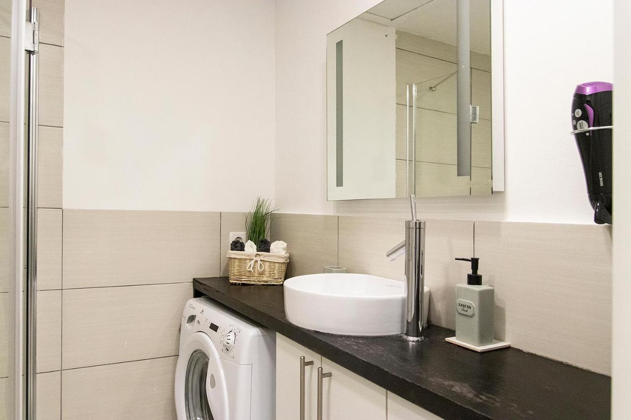 Real Apartments Semmelweis II Budapest Ngoại thất bức ảnh