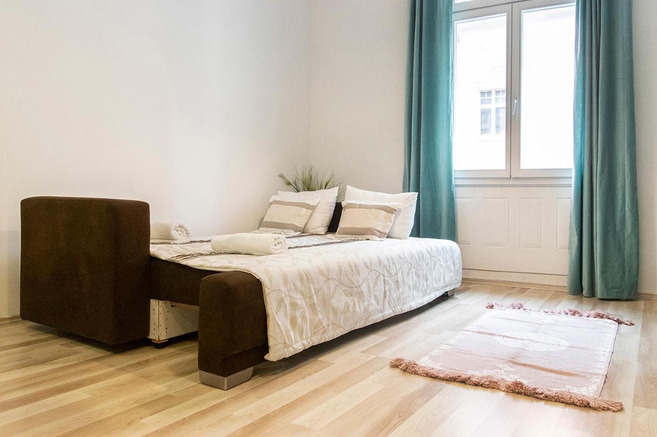 Real Apartments Semmelweis II Budapest Ngoại thất bức ảnh